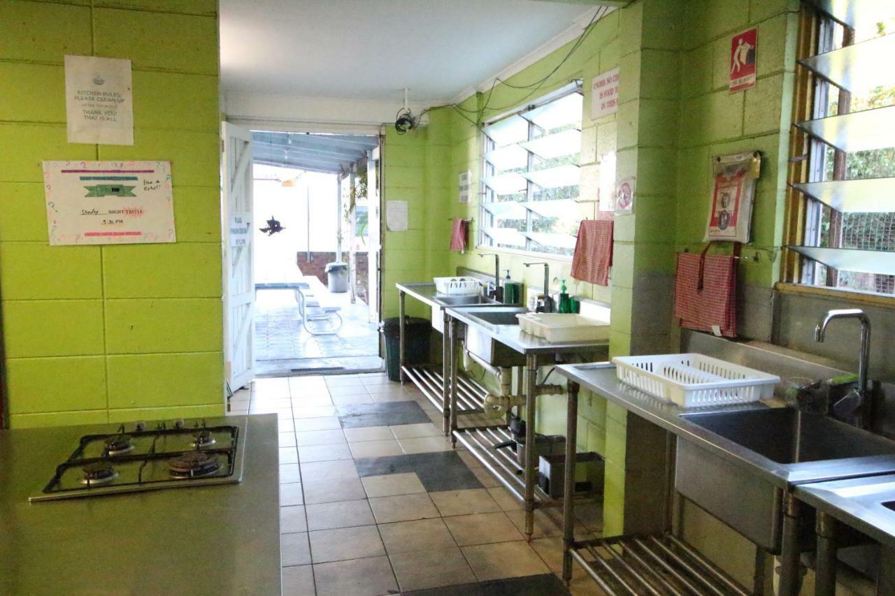 بيت شباب Asylum Cairns Share House المظهر الخارجي الصورة
